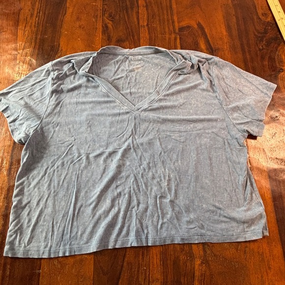 American Eagle Outfitters Tops - American Eagle Soft & Sexy Rib Blue V-Neck Short Sleeve Crop T-Shirt Large